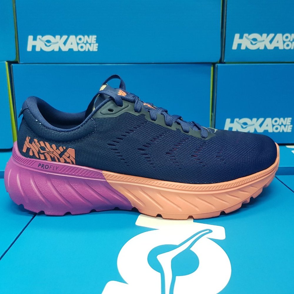 NEW Hoka One One Mach 2  Women's SIZE 9